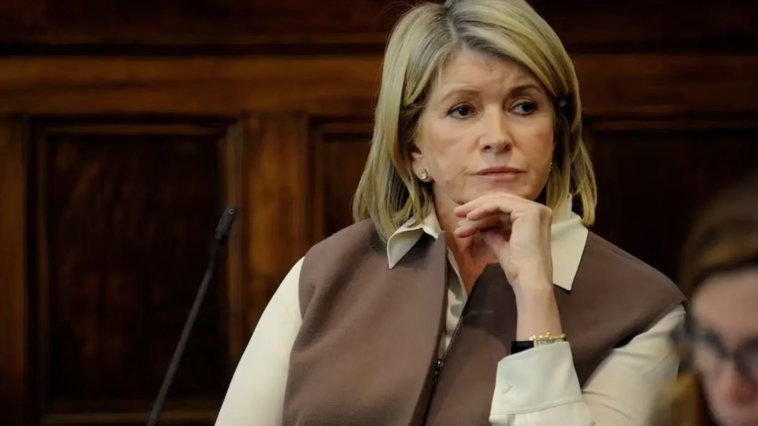 Why Did Martha Stewart Go to Prison? The Complete Story Concord p2c