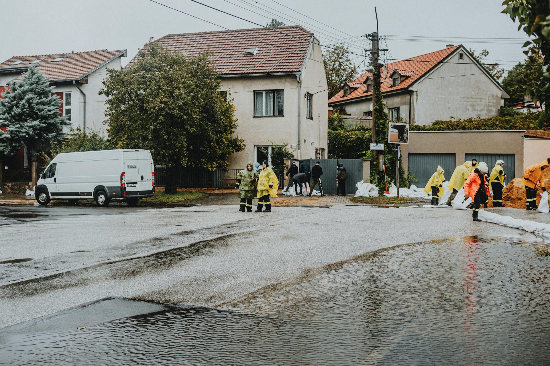 7 Tips for Managing Crises with a Crisis Management Platform