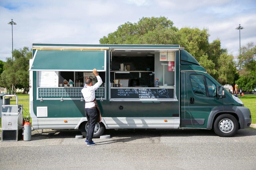 What to Expect When Booking a Pizza Food Truck for a Birthday Party in Houston