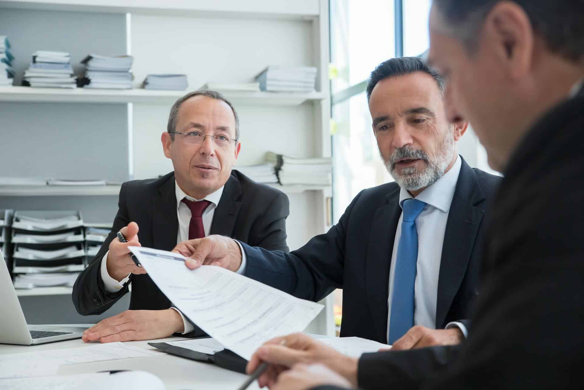 Trends in Business Leadership That Improve Efficiency