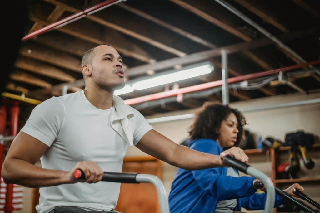 How Integrating Strength and Cardio Creates a Balanced Fitness Approach