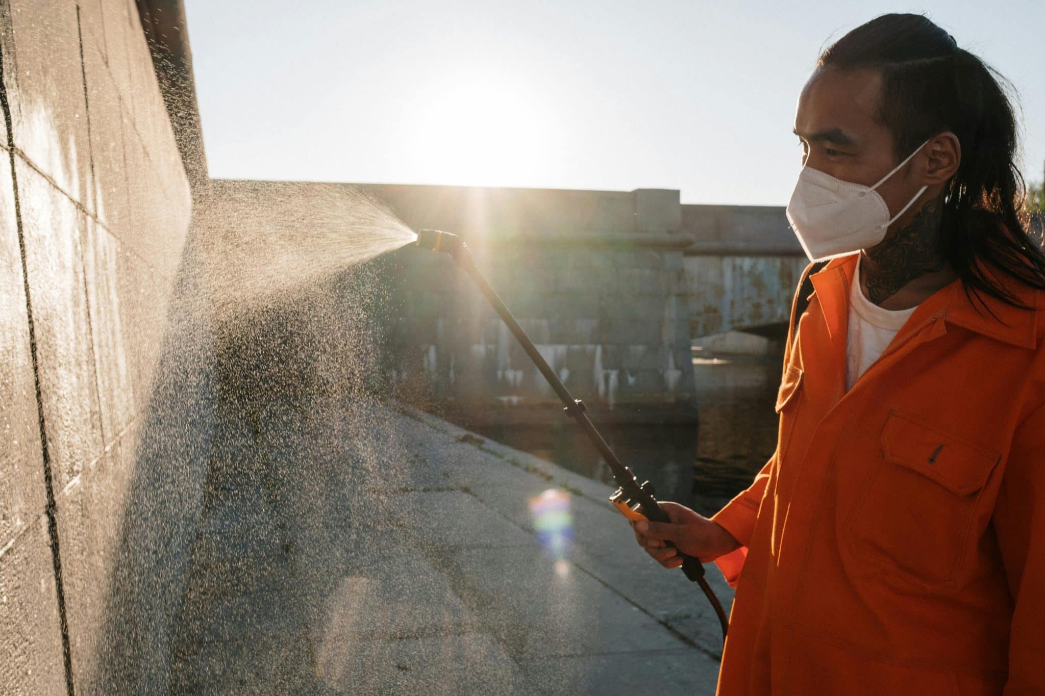 Working in Extreme Heat: Essential Safety Guidelines for Outdoor Tasks