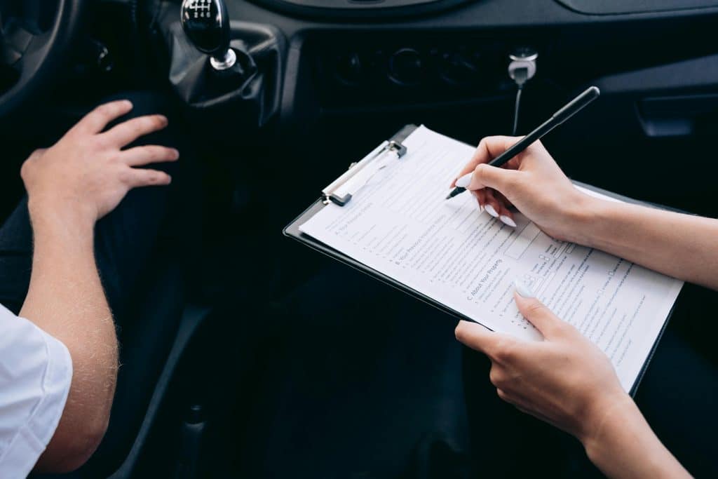 What Drivers Should Know Before Choosing Car Insurance