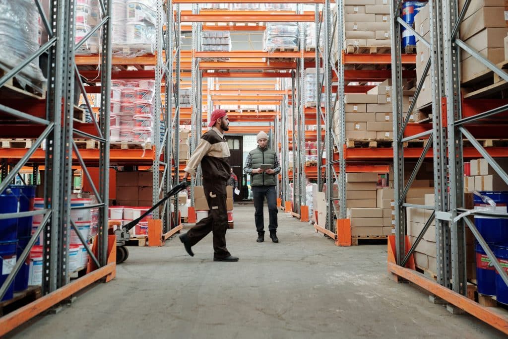 Why Employee Training Is the Foundation of Warehouse Safety