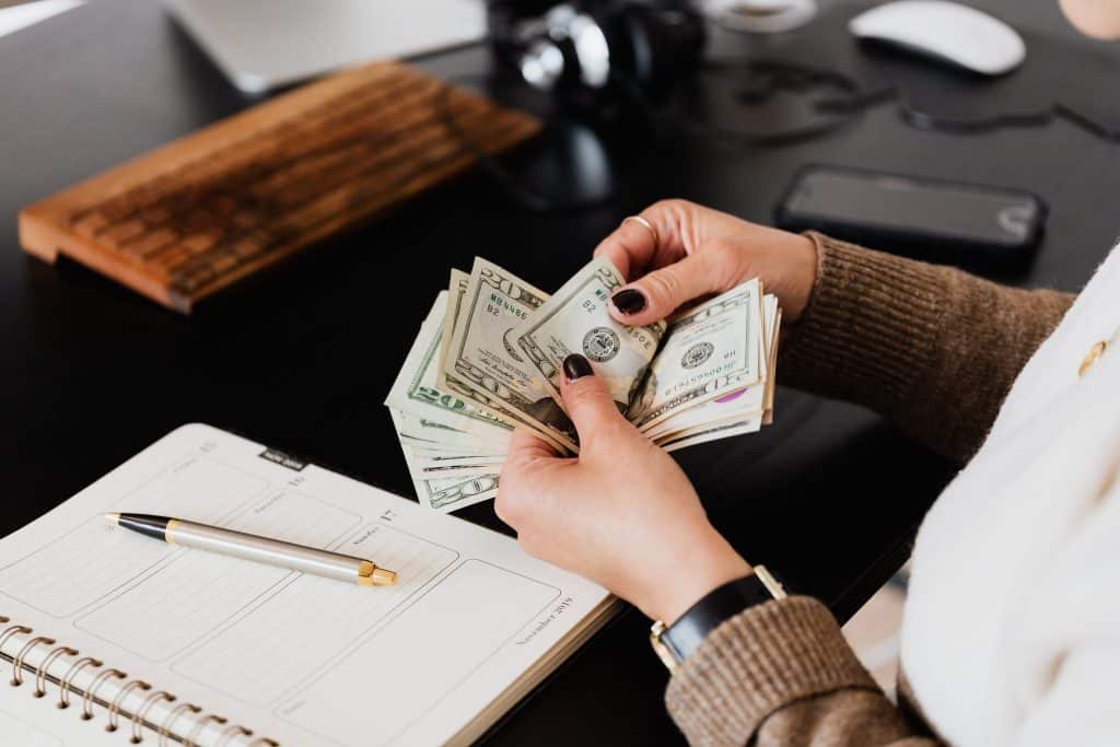 Breaking the Paycheck-to-Paycheck Cycle